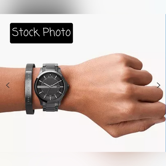 Armani Exchange Men's AX7101 Watch & Bracelet Gift Set - Picture 3 of 14